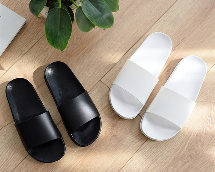 Zomerse slippers voor hem en haar | Ga comfortabel én stijlvol de zomer in! ☀️